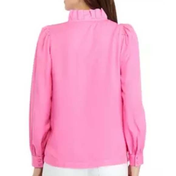 Crown and Ivy Ruffle front Top SZ XL - Picture 3 of 10